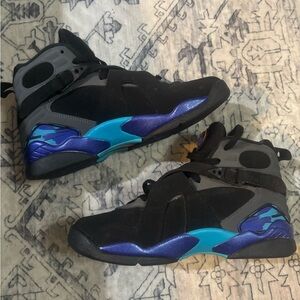 Air Jordan 8 Retro “Aqua” 2015 release 
Size 7Y women’s-9